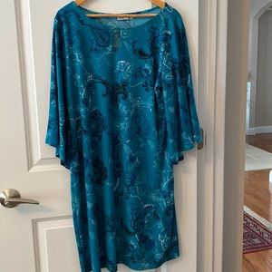 Dress deep turquoise with black white floral colors